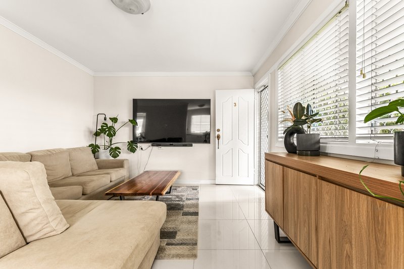 Photo - 49 Lockerbie Street, Kangaroo Point QLD 4169 - Image 3