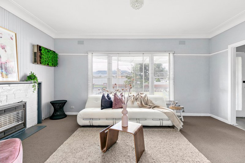 Photo - 49 Lowson Street, Fawkner VIC 3060 - Image 4