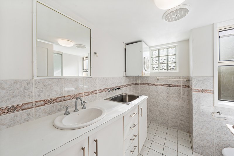 Photo - 4/9 Macaulay Street, Coorparoo QLD 4151 - Image 7