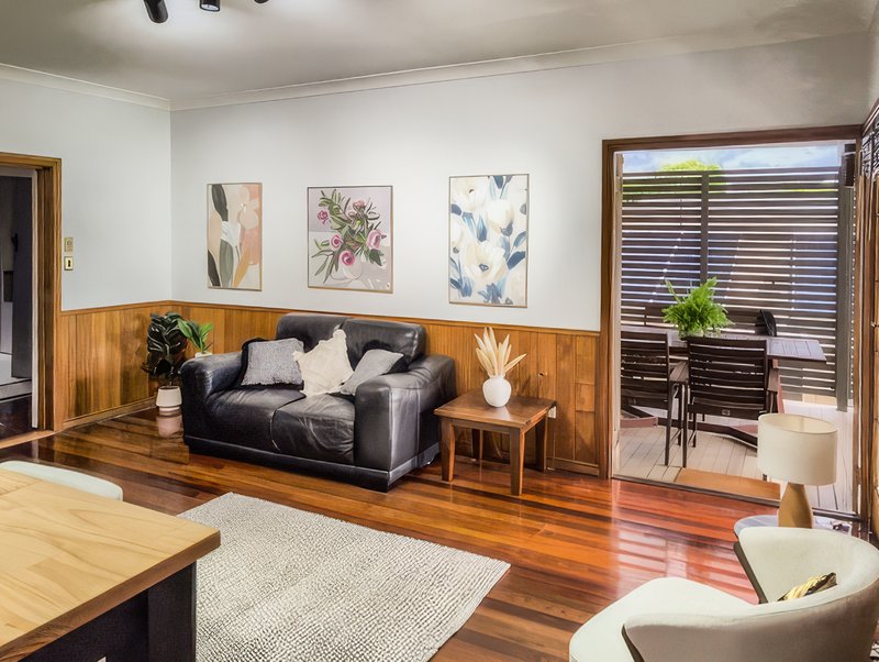 Photo - 49 Mannington Road, Acacia Ridge QLD 4110 - Image 7