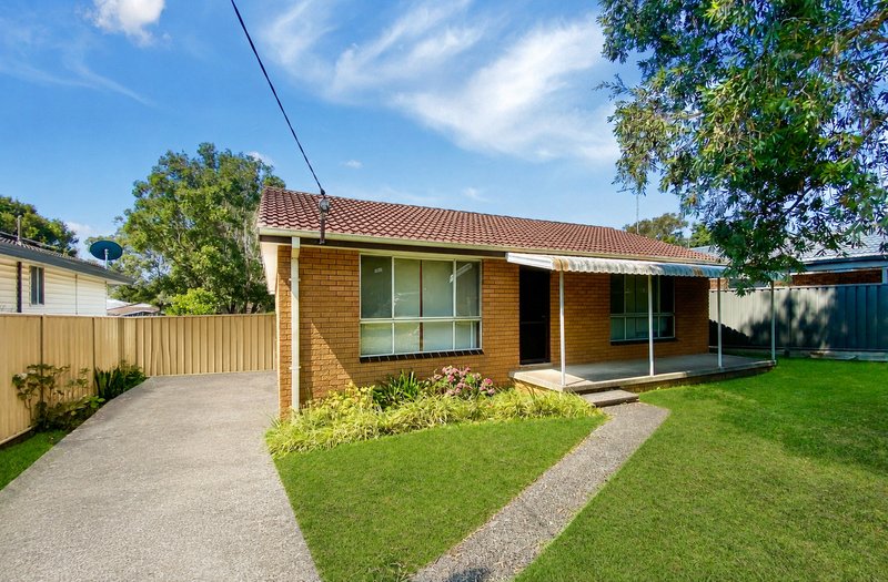 Photo - 49 Manuka Parade, Gorokan NSW 2263 - Image 1