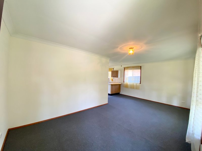 Photo - 49 Manuka Parade, Gorokan NSW 2263 - Image 4