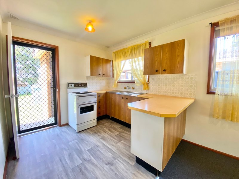 Photo - 49 Manuka Parade, Gorokan NSW 2263 - Image 5