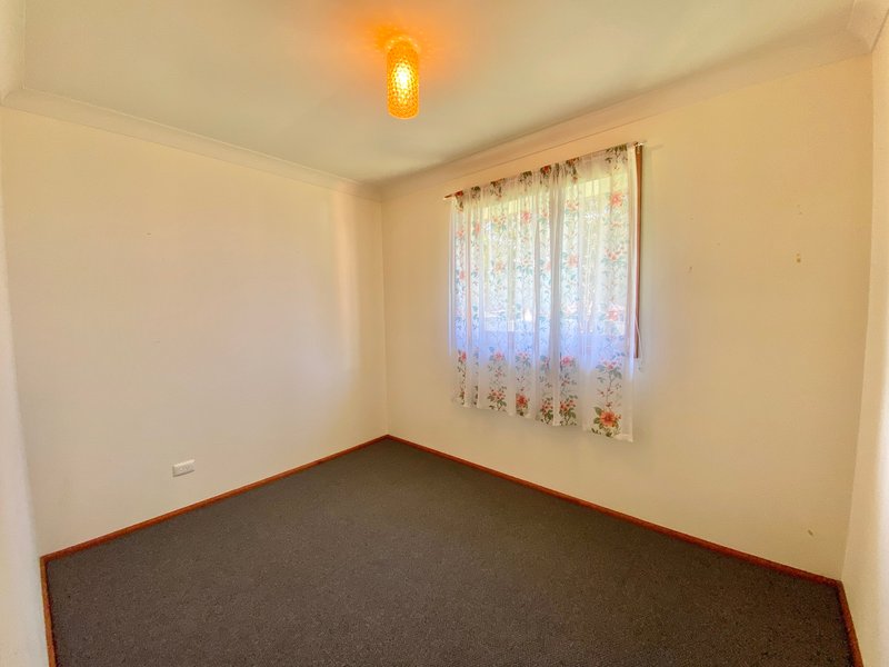Photo - 49 Manuka Parade, Gorokan NSW 2263 - Image 7