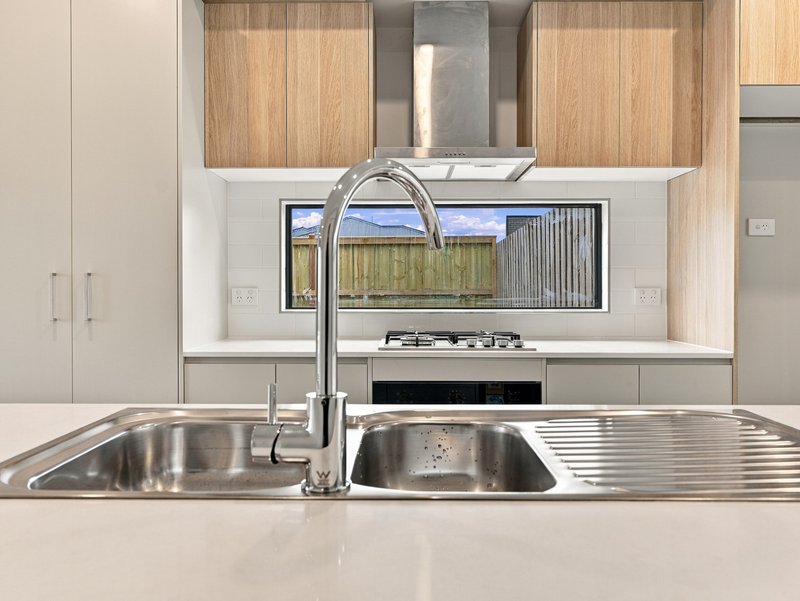 Photo - 49 Maradona Boulevard, Deanside VIC 3336 - Image 4