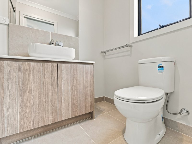 Photo - 49 Maradona Boulevard, Deanside VIC 3336 - Image 22