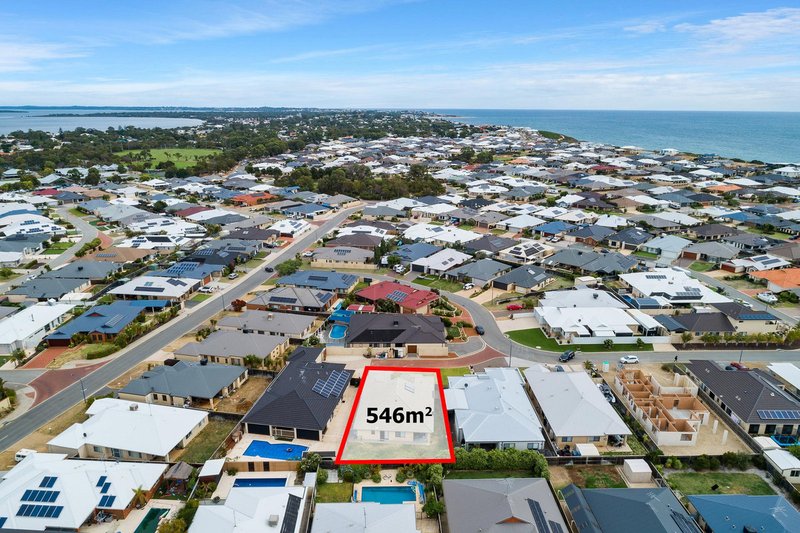 49 Marsdenia Road, Halls Head WA 6210