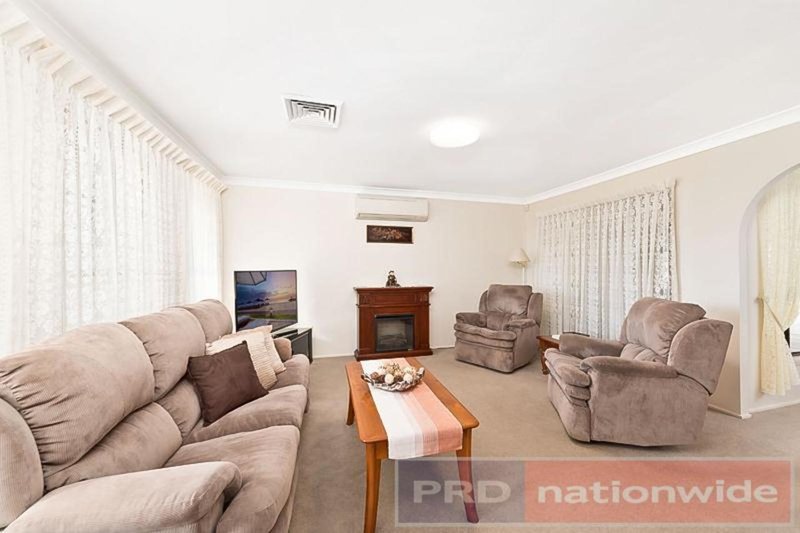 Photo - 49 Martin Crescent, Milperra NSW 2214 - Image 2