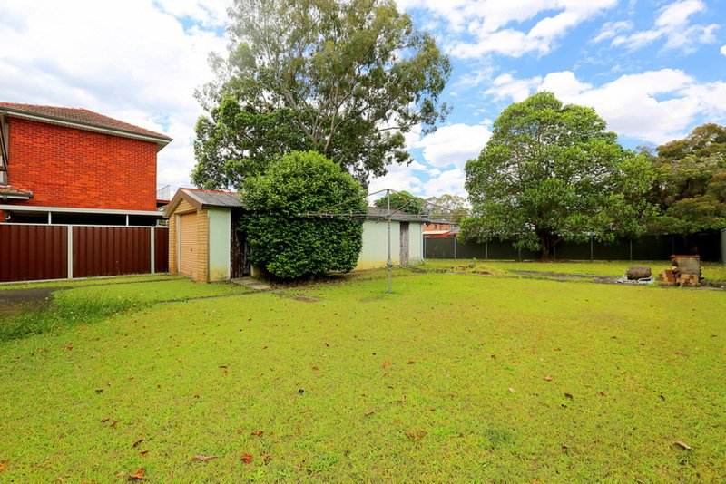 Photo - 49 Mccrossin Avenue, Birrong NSW 2143 - Image 7