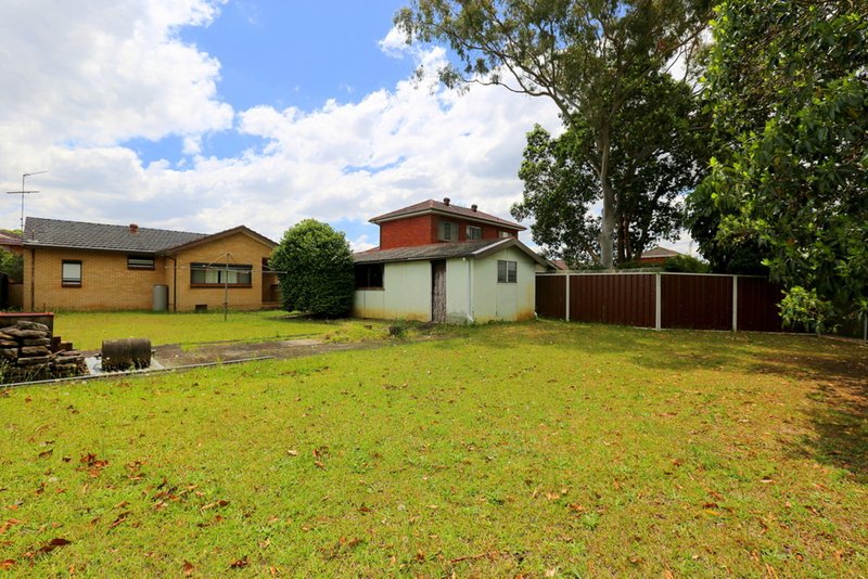 Photo - 49 Mccrossin Avenue, Birrong NSW 2143 - Image 8