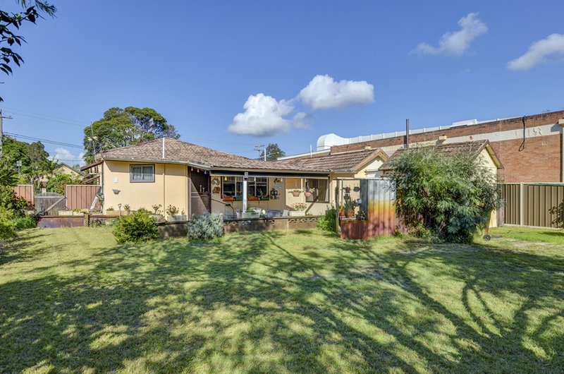 Photo - 49 Mcmasters Road, Woy Woy NSW 2256 - Image 2