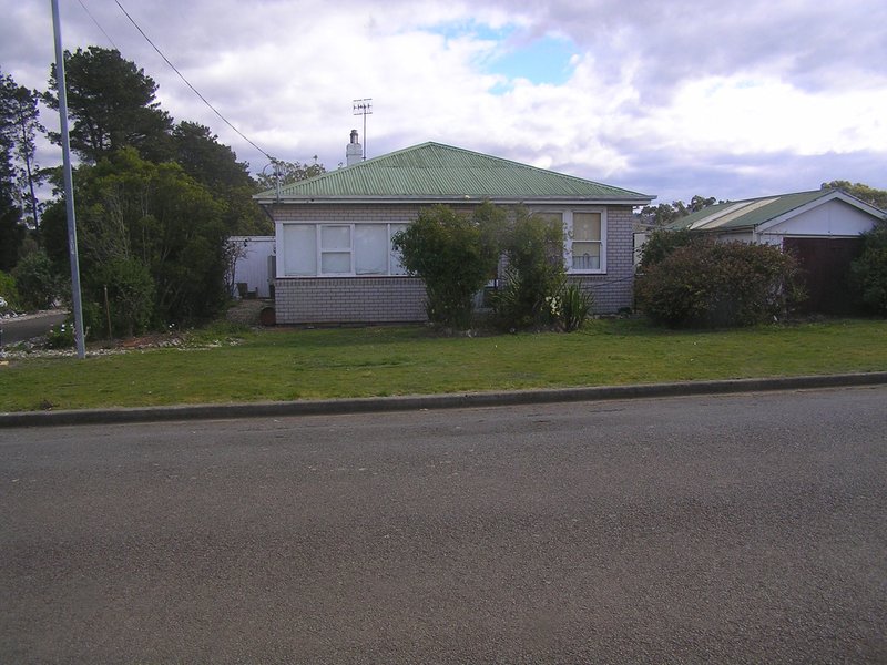 Photo - 49 Melbourne Street, Triabunna TAS 7190 - Image 8
