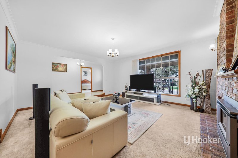 Photo - 49 Mintaro Way, Seabrook VIC 3028 - Image 5