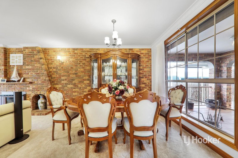 Photo - 49 Mintaro Way, Seabrook VIC 3028 - Image 6