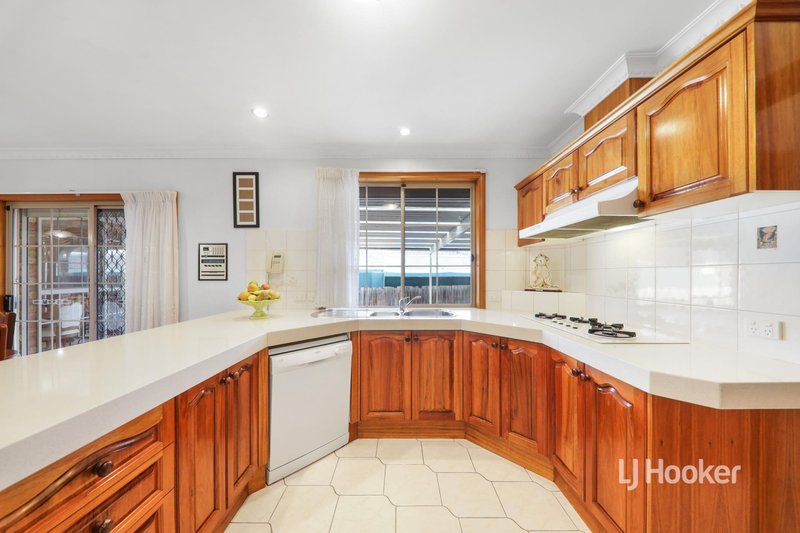 Photo - 49 Mintaro Way, Seabrook VIC 3028 - Image 10