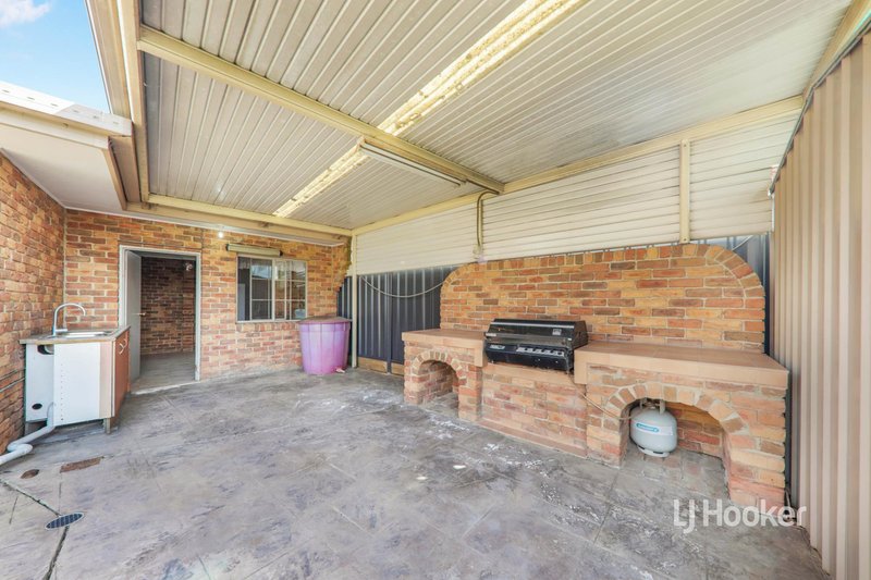 Photo - 49 Mintaro Way, Seabrook VIC 3028 - Image 19