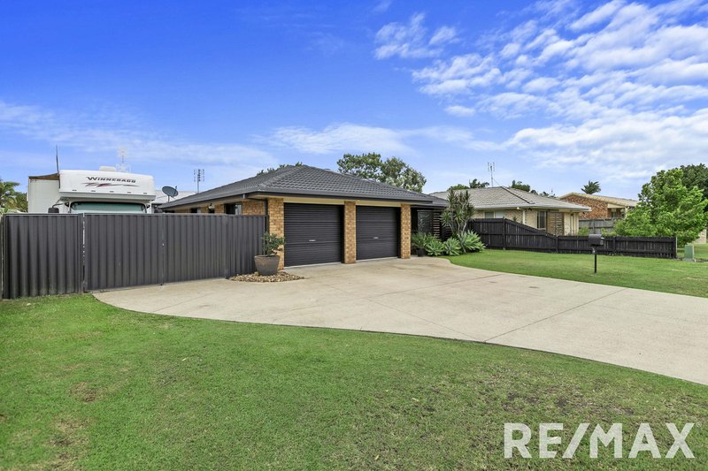 Photo - 49 Moolyyir Street, Urangan QLD 4655 - Image 2