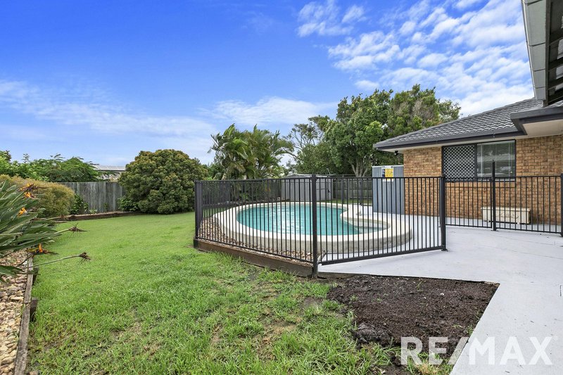 Photo - 49 Moolyyir Street, Urangan QLD 4655 - Image 20