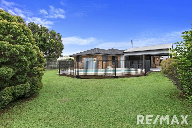 Photo - 49 Moolyyir Street, Urangan QLD 4655 - Image 21