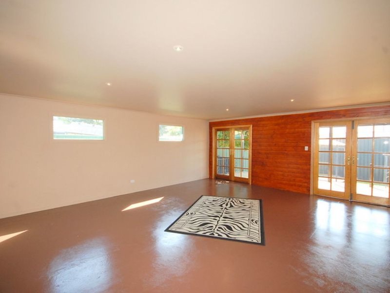 Photo - 49 Moon Street, Wingham NSW 2429 - Image 3