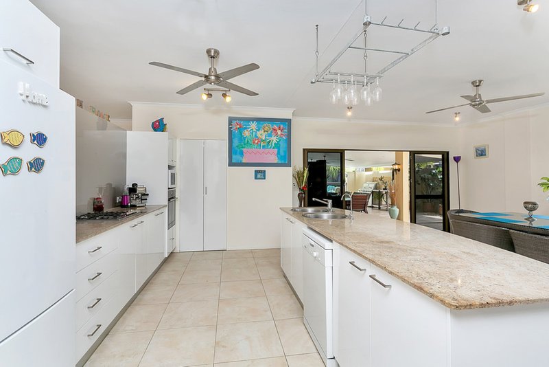 Photo - 49 Moore Street, Trinity Beach QLD 4879 - Image 4