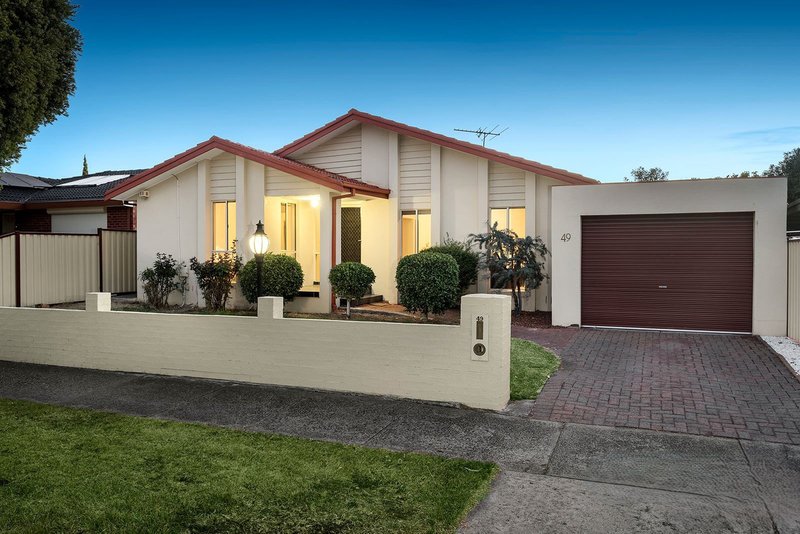 49 Moorhead Drive, Mill Park VIC 3082