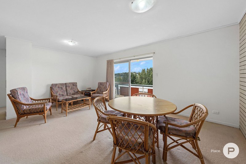 Photo - 49 Mountain Street, Mount Gravatt QLD 4122 - Image 5