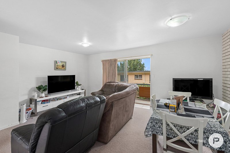 Photo - 49 Mountain Street, Mount Gravatt QLD 4122 - Image 11