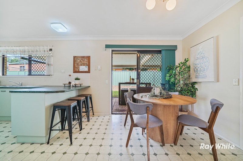 Photo - 49 Murrajong Road, Springwood QLD 4127 - Image 7