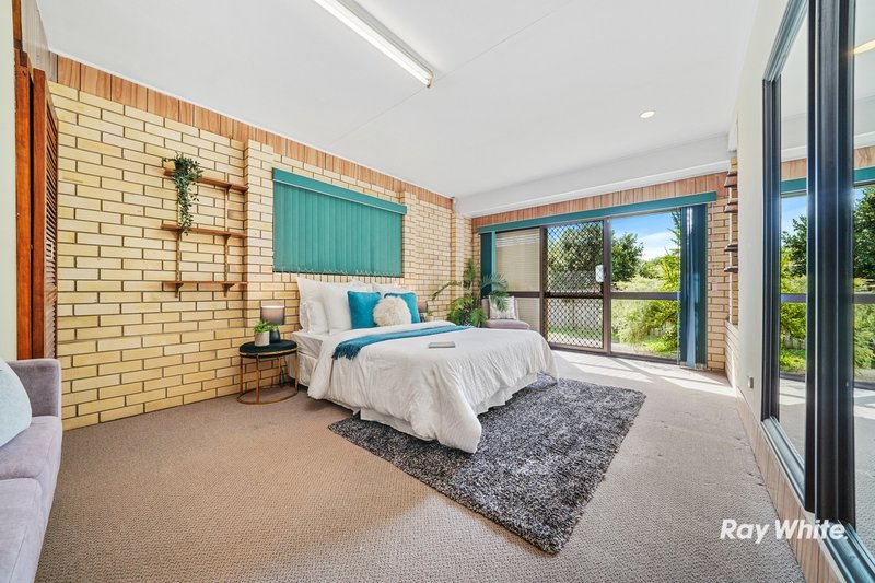 Photo - 49 Murrajong Road, Springwood QLD 4127 - Image 14