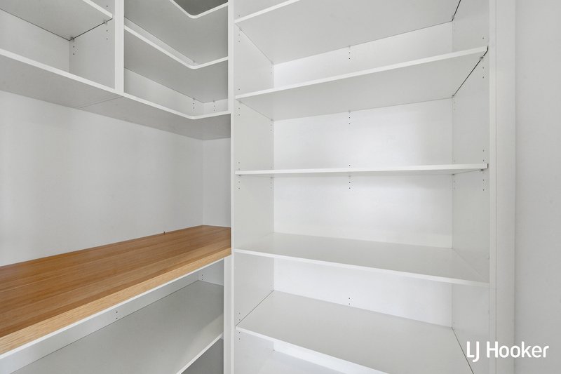 Photo - 49 Negus Crescent, Watson ACT 2602 - Image 3