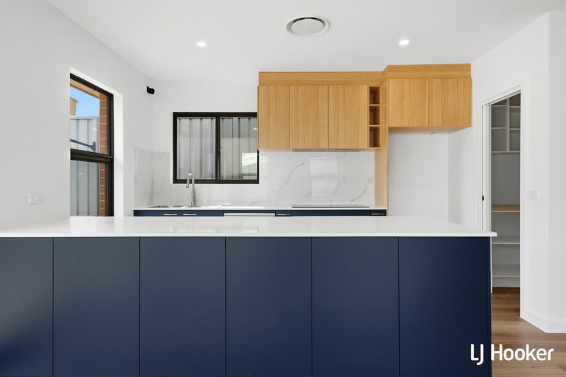 Photo - 49 Negus Crescent, Watson ACT 2602 - Image 10