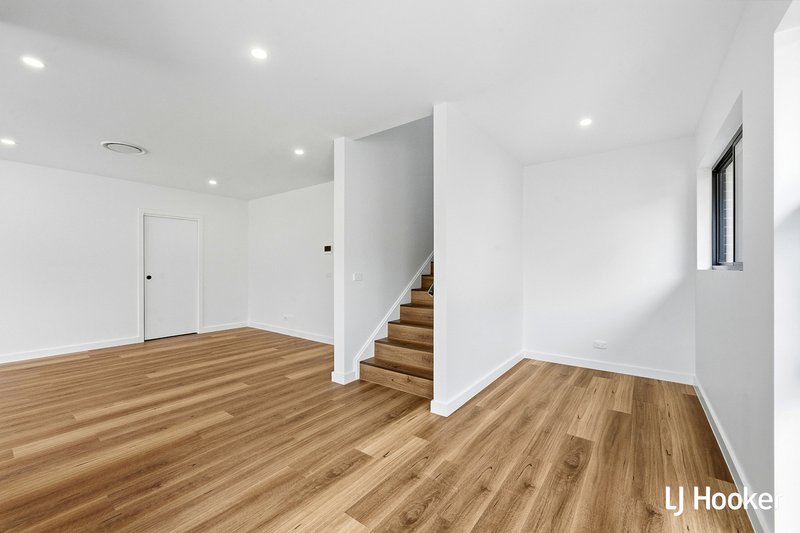 Photo - 49 Negus Crescent, Watson ACT 2602 - Image 11