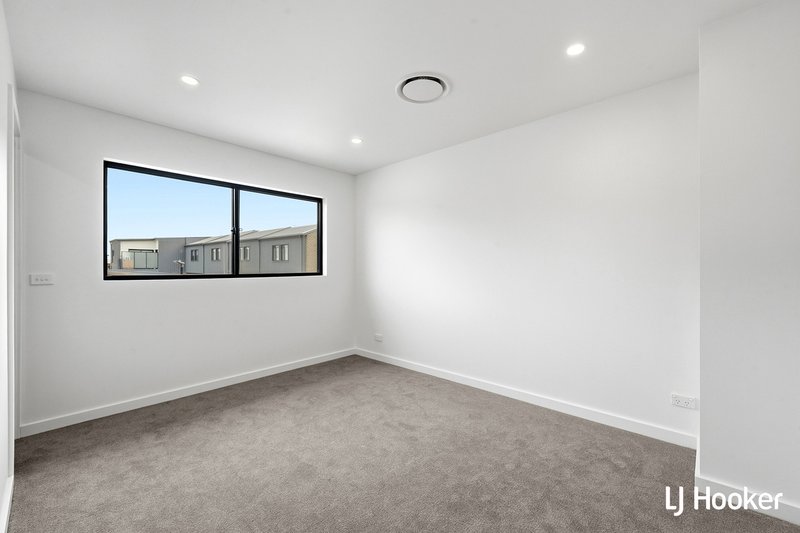 Photo - 49 Negus Crescent, Watson ACT 2602 - Image 12