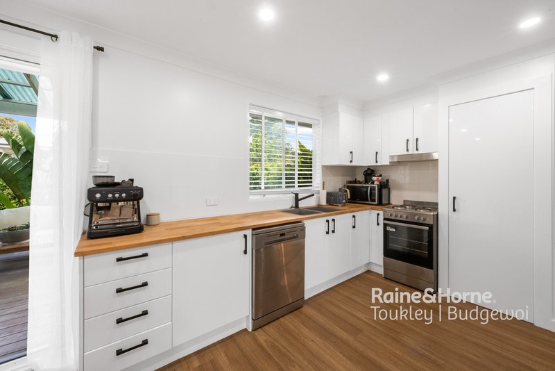 Photo - 49 Ninth Avenue, Toukley NSW 2263 - Image 6