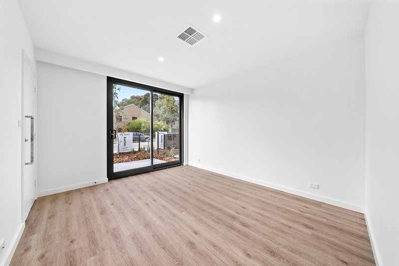 Photo - 4/9 Oliver Street, Lyneham ACT 2602 - Image 5