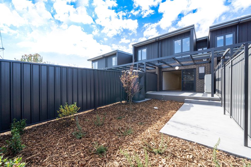 Photo - 4/9 Oliver Street, Lyneham ACT 2602 - Image 10