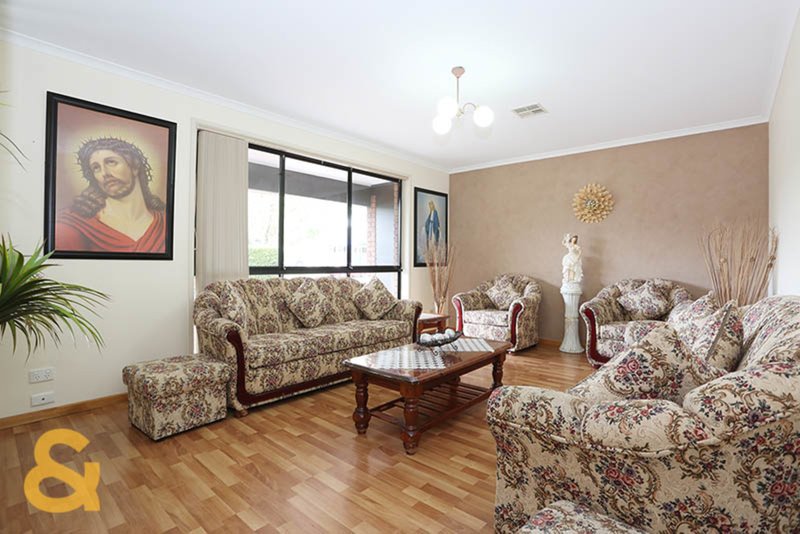 Photo - 49 Paringa Boulevard, Meadow Heights VIC 3048 - Image 3