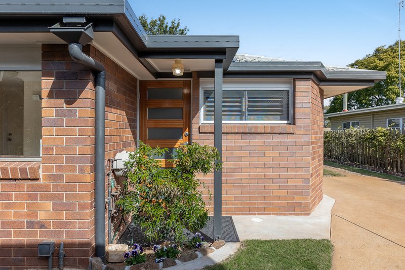 Photo - 49 Parsons Street, Rangeville QLD 4350 - Image 1