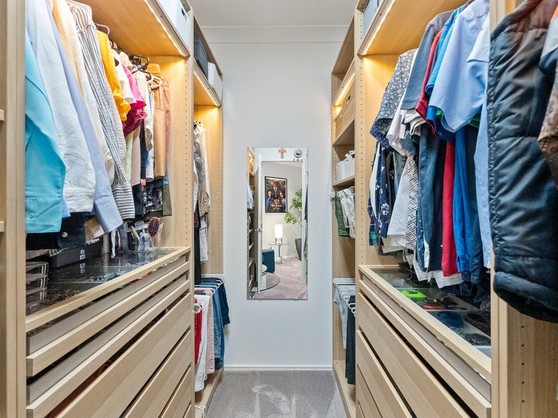 Photo - 49 Pebble Beach Drive, Runaway Bay QLD 4216 - Image 19