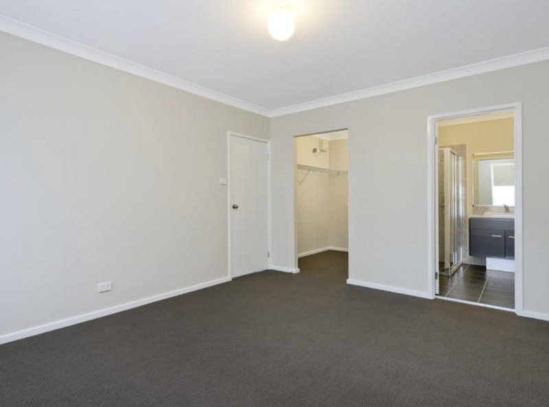 Photo - 49 Pecan Crescent, Riverstone NSW 2765 - Image 4