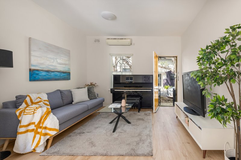 Photo - 49 Pine Street, Chippendale NSW 2008 - Image 2