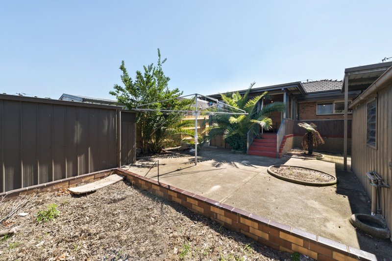 Photo - 49 Pinewood Drive, Thomastown VIC 3074 - Image 8