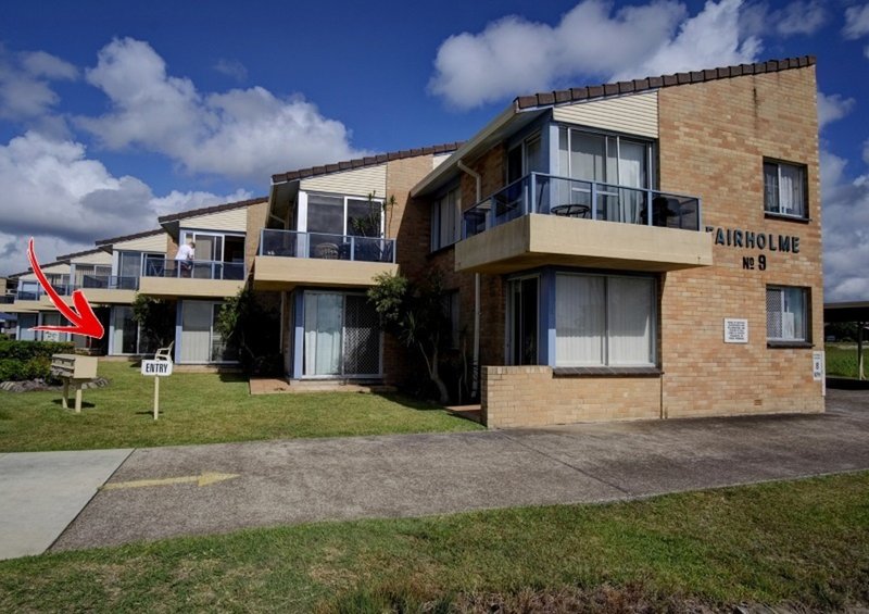 Photo - 4/9 Point Road, Tuncurry NSW 2428 - Image 6