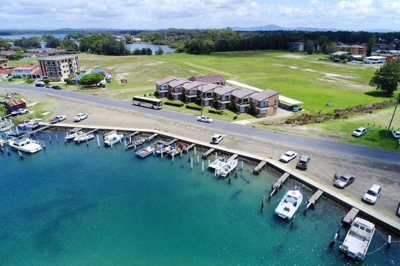 Photo - 4/9 Point Road, Tuncurry NSW 2428 - Image 7