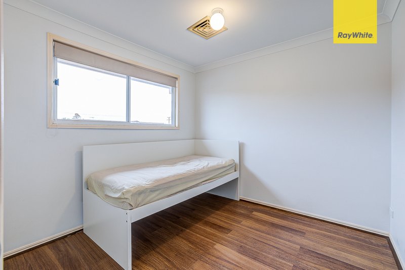 Photo - 4/9 Premworth Place, Runcorn QLD 4113 - Image 6