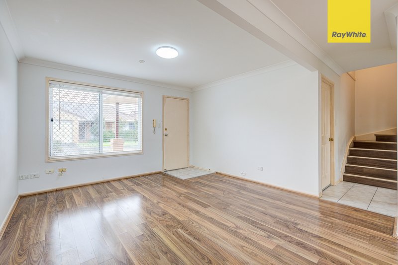 Photo - 4/9 Premworth Place, Runcorn QLD 4113 - Image 7