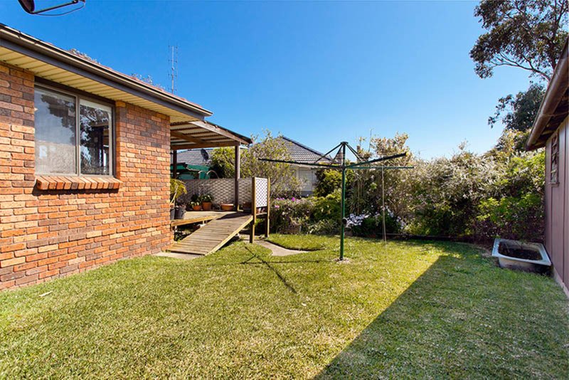 Photo - 49 Queen Street, Lake Illawarra NSW 2528 - Image 8