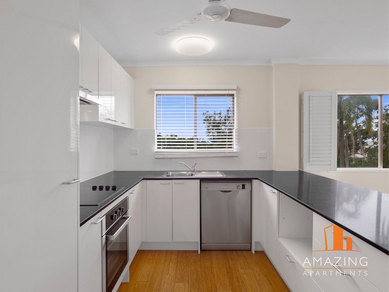 Photo - 49 Railway Parade, Clayfield QLD 4011 - Image 2