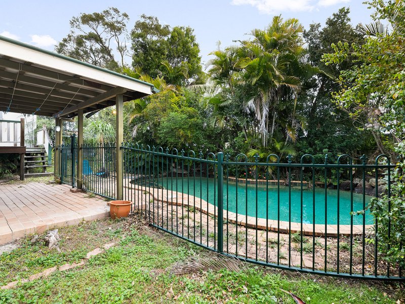 Photo - 49 Rhyndarra Street, Yeronga QLD 4104 - Image 13